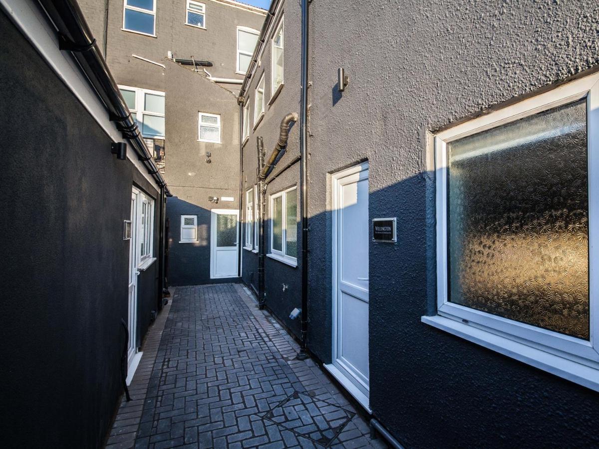 Remaotel The Bromley Apartments Great Yarmouth Bagian luar foto